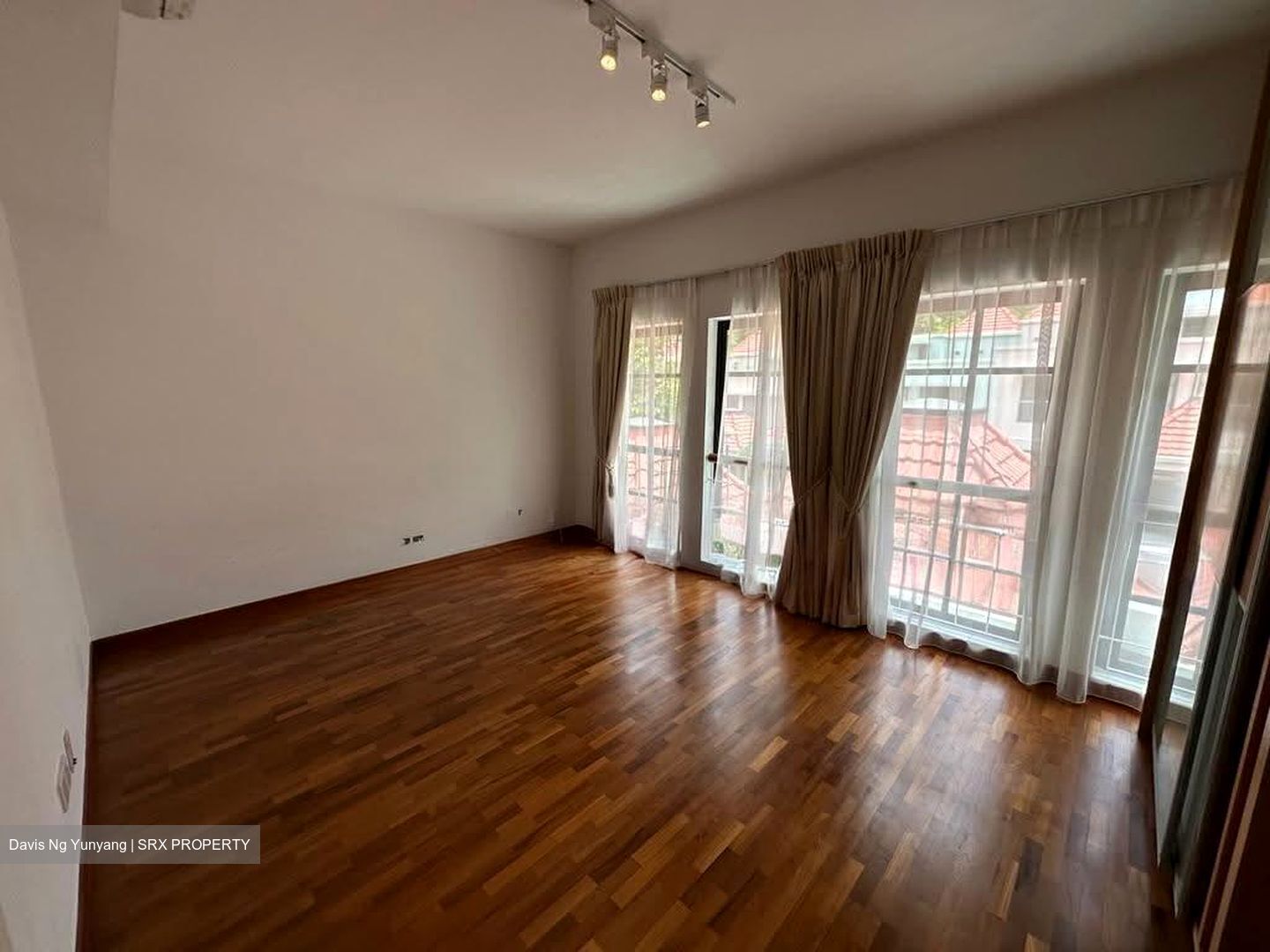 Brentwood (D9), Terrace #638673081